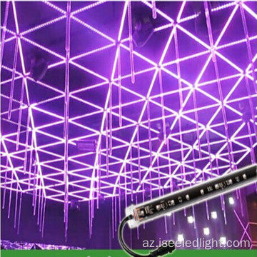 Musiqi nəzarəti Disco LED boruları işıqlandırır